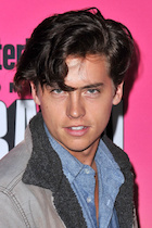 Cole Sprouse : cole-sprouse-1469467227.jpg