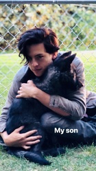 Cole Sprouse : cole-sprouse-1532127601.jpg