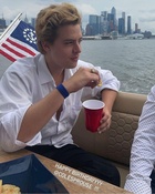 Cole Sprouse : cole-sprouse-1629673202.jpg