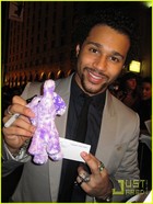 Corbin Bleu : corbin-bleu-1343206202.jpg