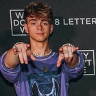 Corbyn Besson : corbyn-besson-1575597116.jpg