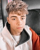 Corbyn Besson : corbyn-besson-1584985492.jpg