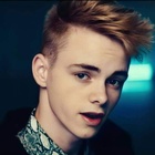 Corbyn Besson : corbyn-besson-1603493884.jpg