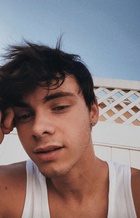 Corbyn Besson : corbyn-besson-1603990448.jpg