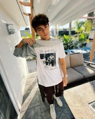 Corbyn Besson : corbyn-besson-1607566830.jpg