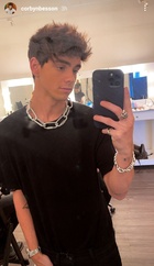 Corbyn Besson : corbyn-besson-1610150999.jpg