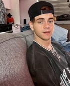 Corbyn Besson : corbyn-besson-1622487866.jpg