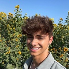 Corbyn Besson : corbyn-besson-1633977411.jpg