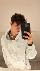 Corbyn Besson : corbyn-besson-1643995716.jpg