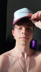 Corbyn Besson : corbyn-besson-1650992131.jpg