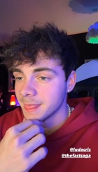 Corbyn Besson : corbyn-besson-1706888811.jpg