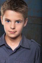 Corey Fogelmanis : corey-fogelmanis-1398436114.jpg