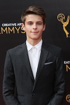 Corey Fogelmanis : corey-fogelmanis-1474403041.jpg