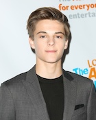 Corey Fogelmanis : corey-fogelmanis-1481215448.jpg