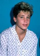 Corey Haim : coreyh_1270929107.jpg