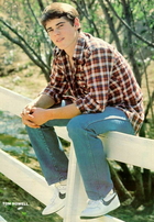 C. Thomas Howell : TI4U_u1153090319.jpg