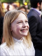 Dakota Fanning : TI4U_u1150300222.jpg