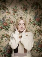 Dakota Fanning : dakota-fanning-1361051135.jpg