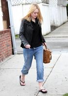 Dakota Fanning : dakota-fanning-1362884334.jpg