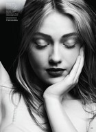 Dakota Fanning : dakota-fanning-1378399413.jpg