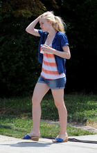 Dakota Fanning : dakota-fanning-1401988548.jpg