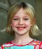 Dakota Fanning : dakota_fanning_1192647526.jpg