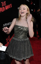 Dakota Fanning : dakota_fanning_1268412547.jpg