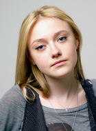 Dakota Fanning : dakota_fanning_1279981627.jpg