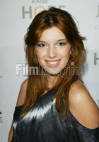 Dani Thorne : dani_thorne_1246630358.jpg