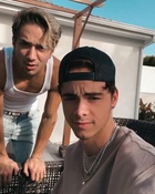 Daniel Seavey : TI4U1607489170.jpg