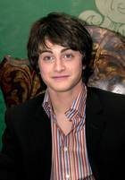 Daniel Radcliffe : TI4U_u1137957679.jpg