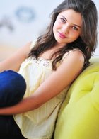 Danielle Campbell : daniellecampbell_1273436342.jpg