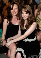 Danielle Panabaker : TI4U_u1254379517.jpg