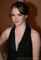 Danielle Panabaker : daniellepanabaker_1254362127.jpg