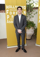 Darren Criss : darren-criss-1333154623.jpg