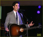 Darren Criss : darren-criss-1365808176.jpg