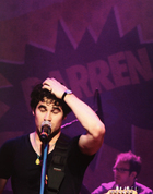 Darren Criss : darren-criss-1371309531.jpg