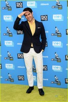 Darren Criss : darren-criss-1375382016.jpg