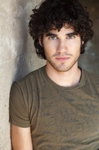 Darren Criss : darrencriss_1301337294.jpg