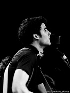 Darren Criss : darrencriss_1301940043.jpg