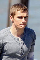 Dave Franco : dave-franco-1335207236.jpg