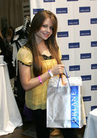 Daveigh Chase : daveighchase_1287929916.jpg