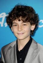 David Mazouz : david-mazouz-1388486571.jpg