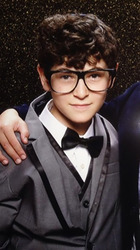 David Mazouz : david-mazouz-1392306085.jpg