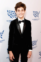 David Mazouz : david-mazouz-1432138250.jpg