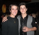 David Henrie : TI4U_u1251488818.jpg