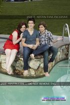 David Henrie : TI4U_u1277826091.jpg