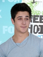 David Henrie : david-henrie-1330533987.jpg