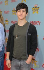 David Henrie : david-henrie-1357349802.jpg