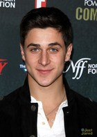 David Henrie : david-henrie-1357352990.jpg